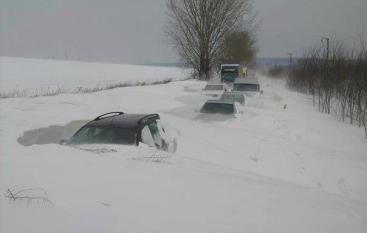 zamelo2_snig_doroga_ivano-frankivsk-kolomyja.jpg