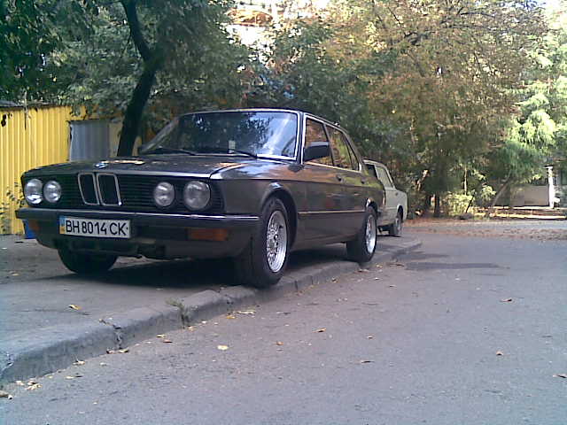 280920111988.jpg