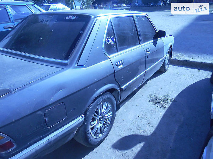 bmw_520__151881241fx.jpg