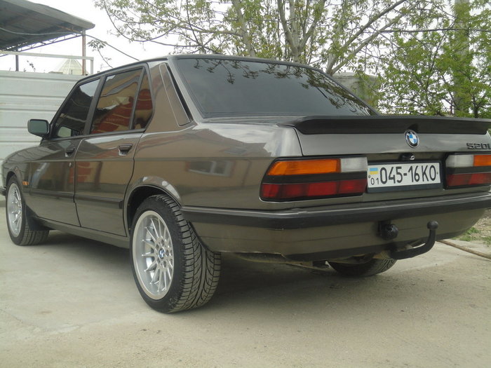 bmw2.jpg